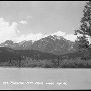 Cover image of 707. Pyramid Mountain from Lake Edith