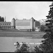 Cover image of 628. Chateau Lake Louise