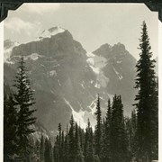 Cover image of 556. Road to Moraine Lake
