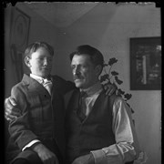 Cover image of Elliott Barnes and son Findlay