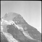Cover image of Robson, Mount Robson & Berg Lake