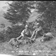 Cover image of 271. A day's hunt, 3 grizzlies. A. O. Wheeler & T. G. Longstaff, Wheeler's Bugaboo expedition