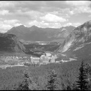 Cover image of Banff Springs Hotel & Bow Valley