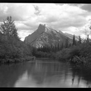 Cover image of Rundle from Echo Creek : [Mount Rundle]
