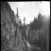 Cover image of 285. Johnston Canyon, trail scenes