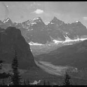 Cover image of 178. Ten Peaks : [Valley of the Ten Peaks]