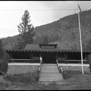 Cover image of Sinclair Canyon, bungalow camp