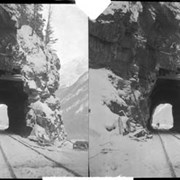 Cover image of Tunnel, stereo