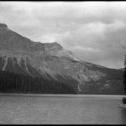Cover image of Yoho valley, Emerald Lake [file title]