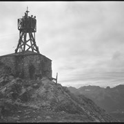 Cover image of [Sulphur Mountain Observatory]