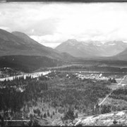 Cover image of 10. Banff from Tunnel Mountain