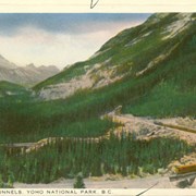 Cover image of Canadian Rockies, Banff and Lake Louise