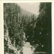 Cover image of Canadian Rocky Mountains 20 Real Photographs for Your Snapshot Album