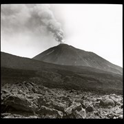 Cover image of [Volcano]