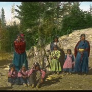Cover image of [Unidentifed group of women and children at Kootenay Plains]
