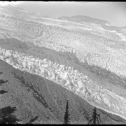 Cover image of Glacier. Seracs on Asulkan Glacier. 8/23/98
