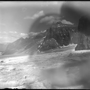 Cover image of Aberdeen, Boat Mtn. &c from Victoria Glacier, Lake Louise (No.10) 7/26/99