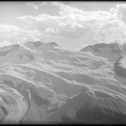 Cover image of Asulkan Pass to Mt. Castor from glacier crest, panorama no.1 to 3. 8/24/01 (No.113) : [pan 2 of 3]