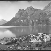 Cover image of Wiwaxy Peaks & Lake O'Hara (No.63)
