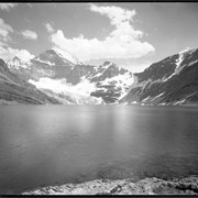 Cover image of Mt. Biddle & McArthur's Lake (No.70 1/2)