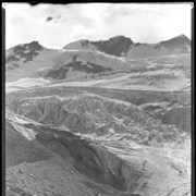 Cover image of Around snout of Asulkan Glacier (No.93)