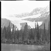 Cover image of Crowfoot Glacier  : (No.127)