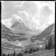 Cover image of Assiniboine from camp, Panorama G 1907 (No.49) : [pan 1 of 4]

