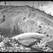 Cover image of Hydraulic grading, Mountain Creek 1899