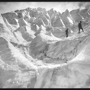 Cover image of Seracs, Illecillewaet Glacier, 1901 / Mary M. Vaux
