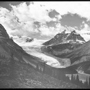 Cover image of Saskatchewan Glacier from Bow Pass, 1902