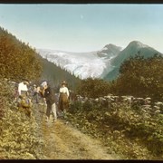 Cover image of Group on trail, Illecillewaet Glacier in background (No.42)