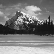 Cover image of Rundle from Bow River. -- 1939 Jan. 4.