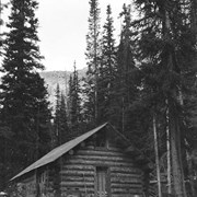 Cover image of Fay Hut and Floe Lake