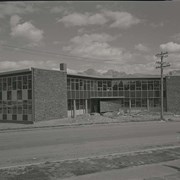 Cover image of New School. -- 1957 Aug. 13