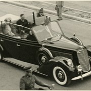 Cover image of Royal tour
