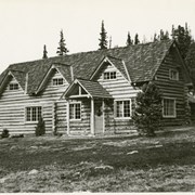 Cover image of Skoki Lodge
