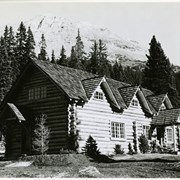 Cover image of Skoki Lodge